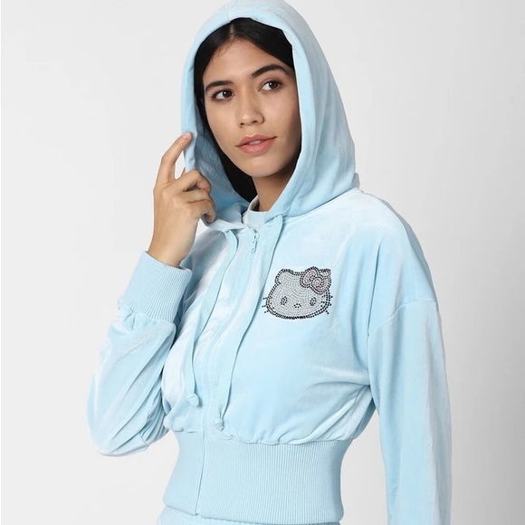 forever21 Light blue velour Hello Kitty zip up hoodie medium rhinestone sparkly - Picture 2 of 11